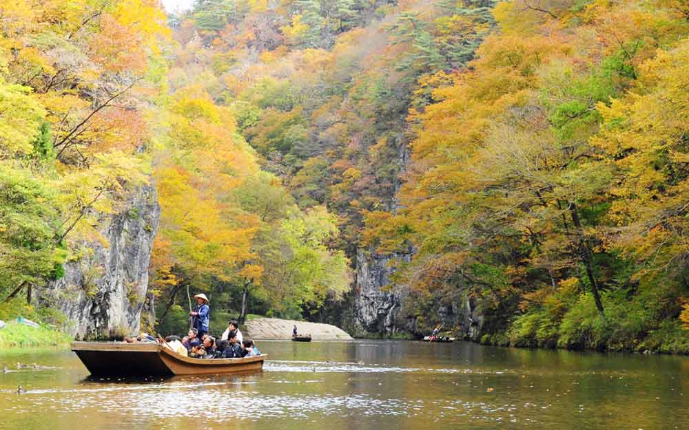 楓星野庄內5日-星野青森屋、奧入瀨溪、銀山溫泉、猊鼻溪輕舟、八甲田山纜車、睡魔之家、加茂水族館(不進店)(庄內/庄內)