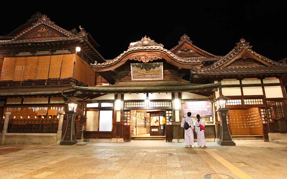 長榮愛媛四國５日～別子銅山、玻璃美術館、大步危秘境遊船、天空之鏡、烏龍麵DIY體驗名湯美食 cover photo